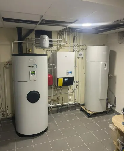 Installation d'une pac + scc pour un chauffage et une eau chaude optimisée, Aulnay-sous-Bois, Green Solutions